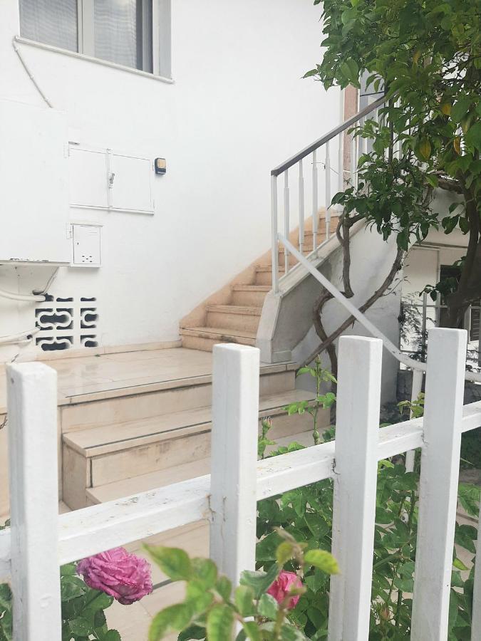 Vintage Apartment In Athens-Zografou Exterior photo